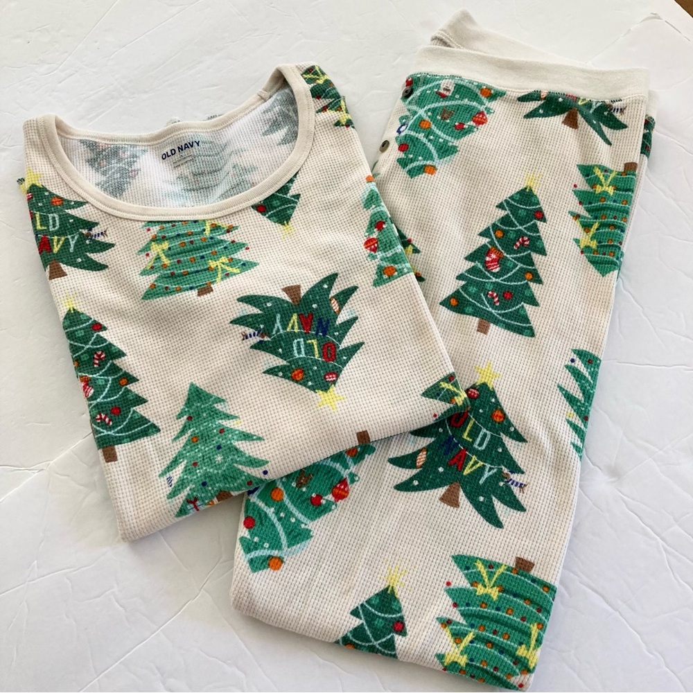 Old Navy / Christmas tree thermal pajamas